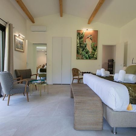 Hotel Le Verger Maelvi Grimaud Buitenkant foto