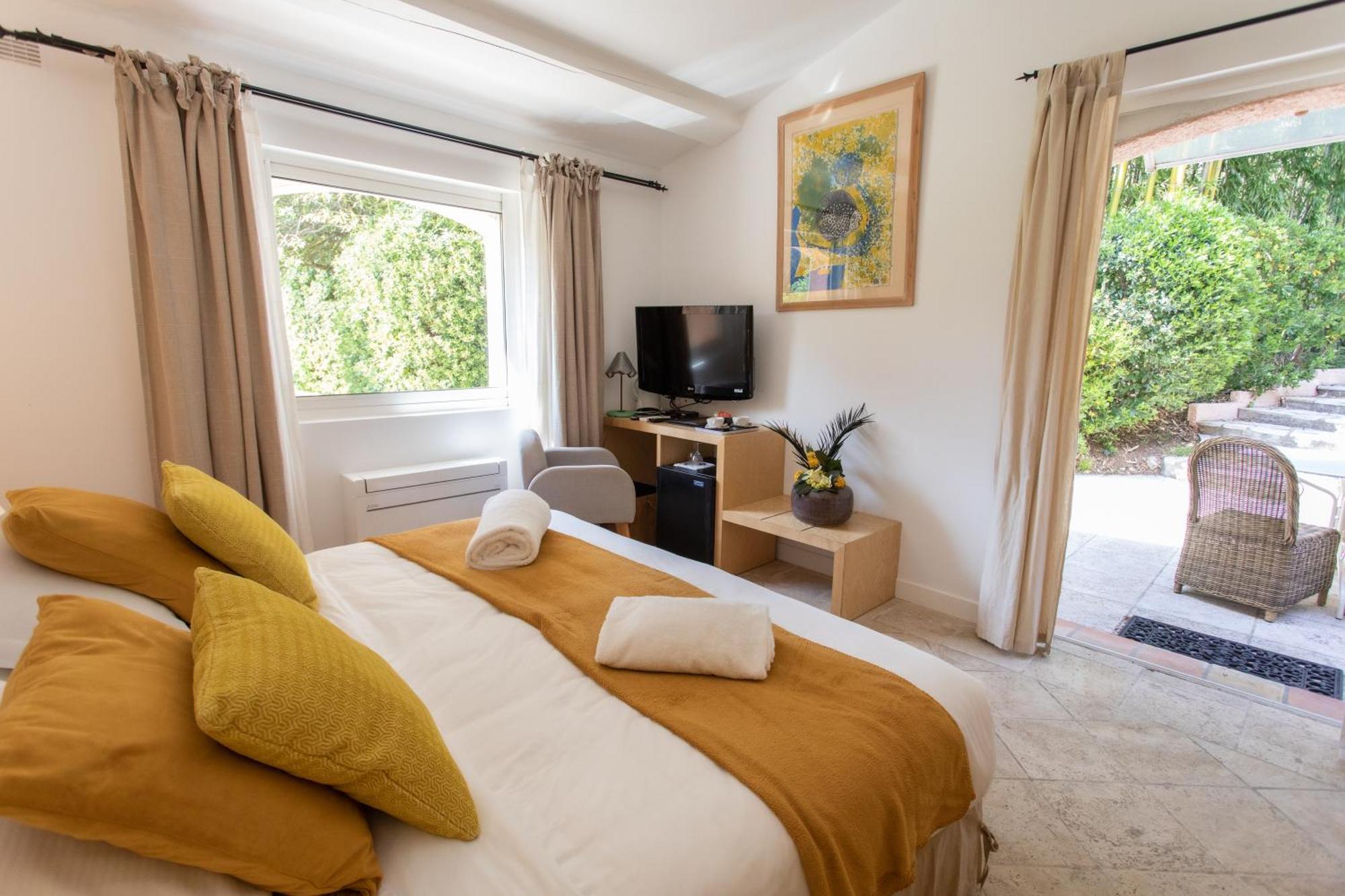 Hotel Le Verger Maelvi Grimaud Kamer foto