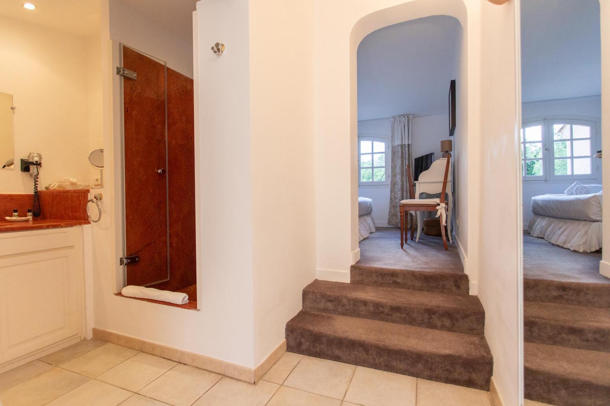 Hotel Le Verger Maelvi Grimaud Buitenkant foto