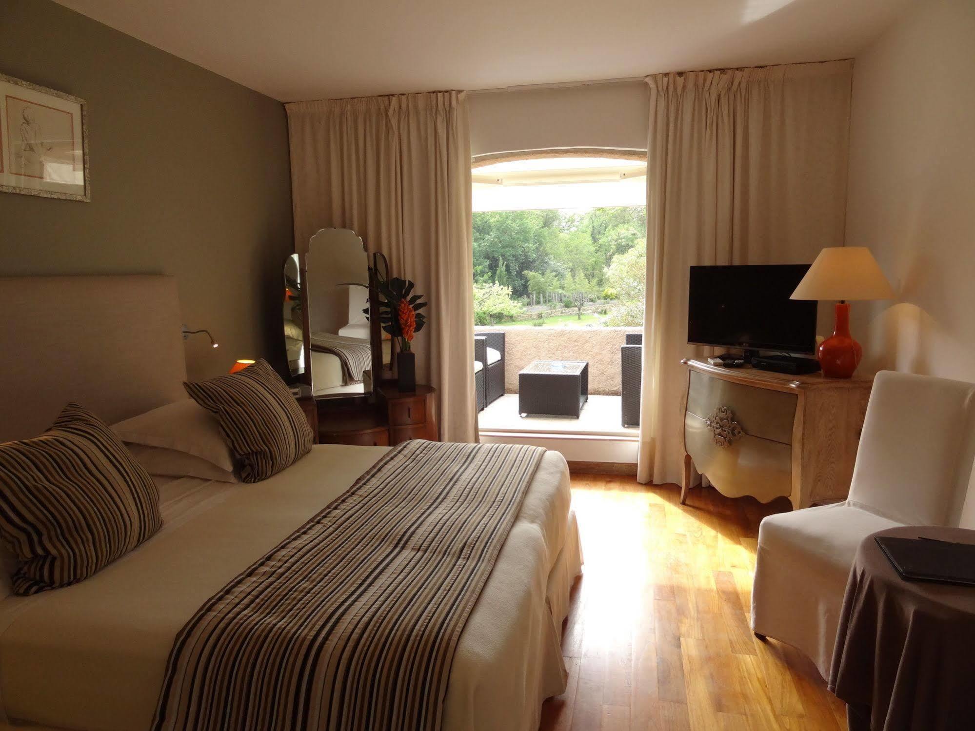 Hotel Le Verger Maelvi Grimaud Buitenkant foto